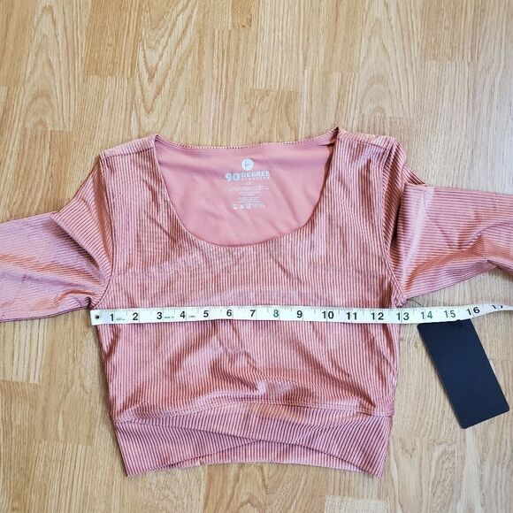 90 Degree by Reflex: Rib Twist Cropped Long Sleeve Workout Top - size XS - Picture 11 of 12